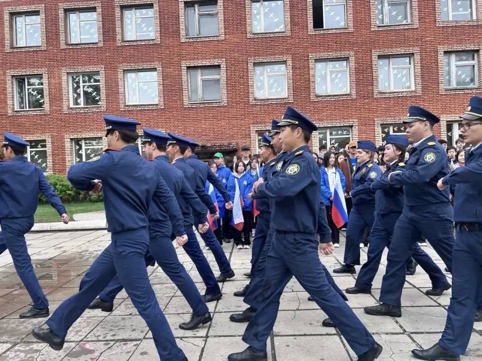 В школе №1 имени М.А. Бухтуева отметили День детских общественных объединений В школе №1 имени М.А. Бухтуева отметили День детских общественных объединений