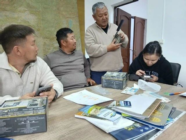 Специалистов Национального парка Тувы обучили профессиональному наблюдению за белками