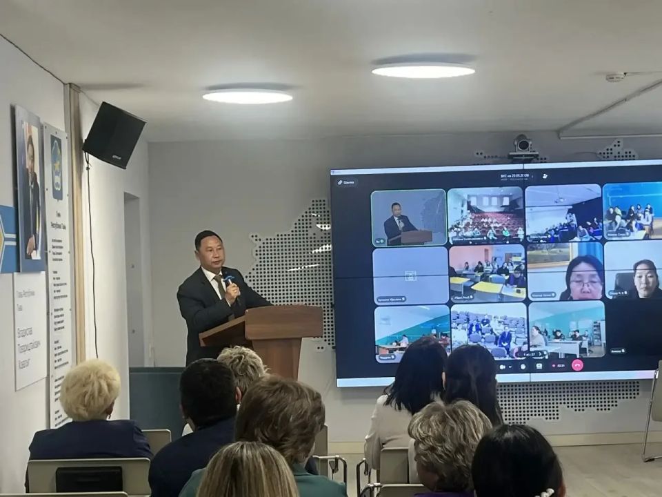 В Туве состоялся республиканский семинар по профилактике девиантного поведения подростков В Туве состоялся республиканский семинар по профилактике девиантного поведения подростков