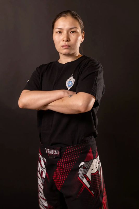 Спортсмены из Тувы вошли в число призеров чемпионата России по ММА Спортсмены из Тувы вошли в число призеров чемпионата России по ММА