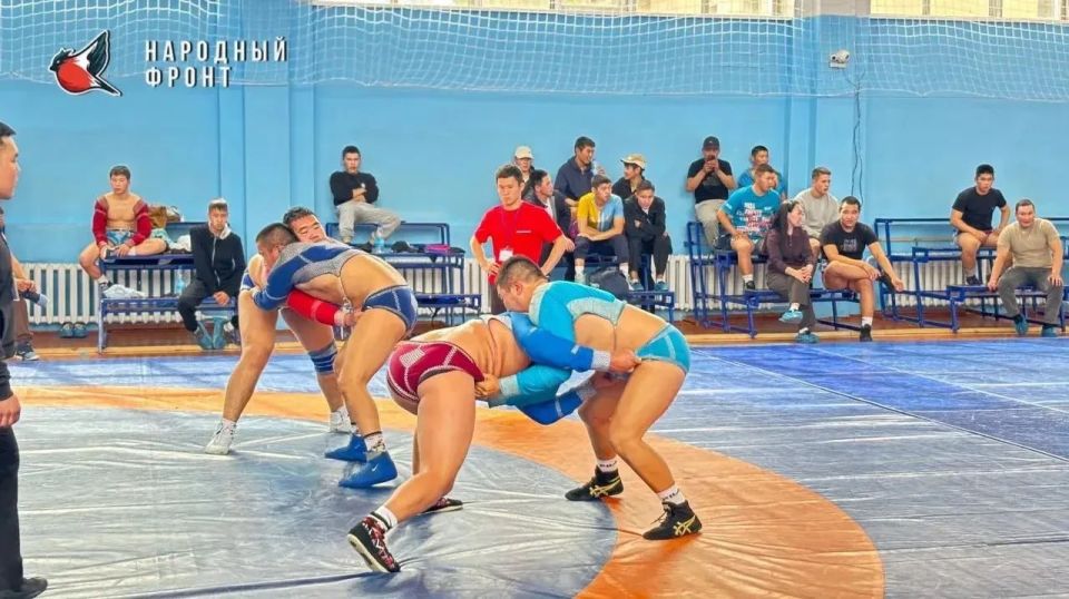 В Туве Молодёжка Народного фронта провела юношескую спартакиаду В Туве Молодёжка Народного фронта провела юношескую спартакиаду