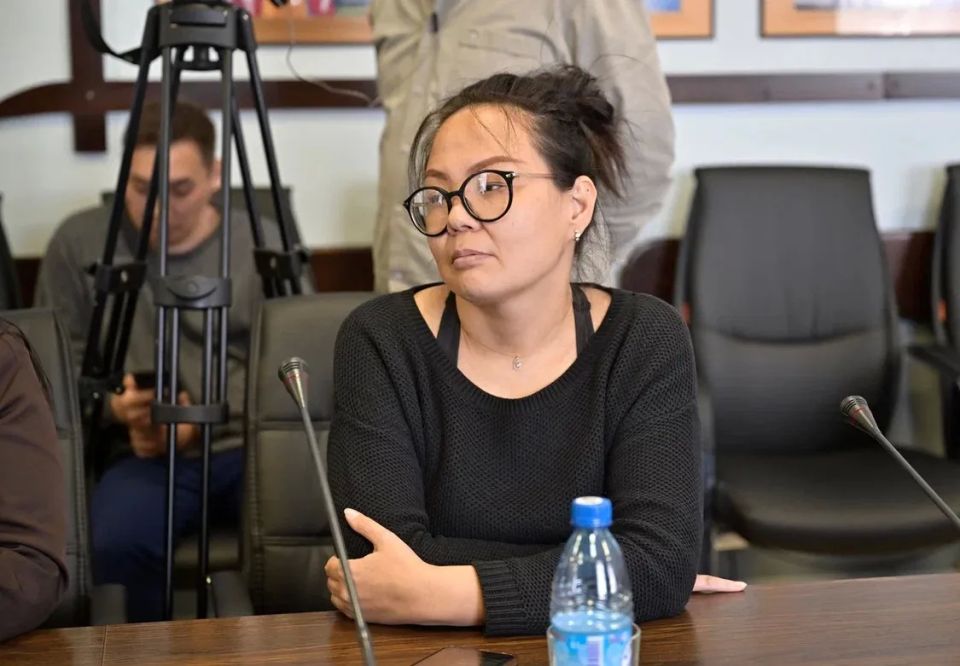 Владислав Ховалыг: Встретился с представителями ведущих СМИ Тувы Владислав Ховалыг: Встретился с представителями ведущих СМИ Тувы