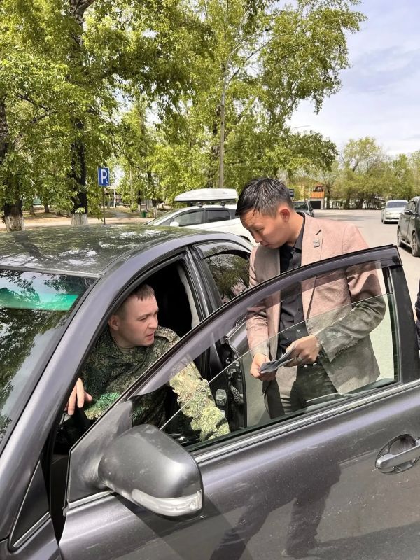 В Кызыле прошла профилактическая акция «Осторожно, дети!» перед началом летних каникул В Кызыле прошла профилактическая акция «Осторожно, дети!» перед началом летних каникул
