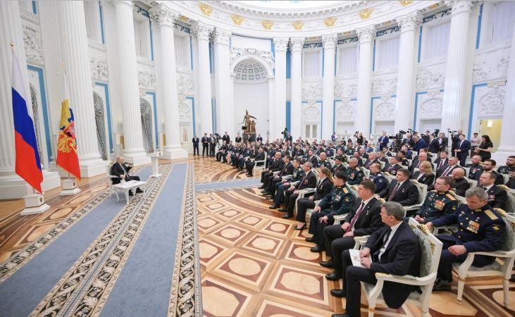 Владимир Путин встретился с выпускниками первого потока кадровой программы «Время героев»