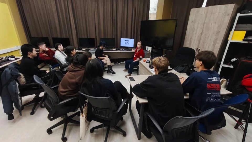 Министр культуры Тувы поздравил выпускников и преподавателей Министр культуры Тувы поздравил выпускников и преподавателей