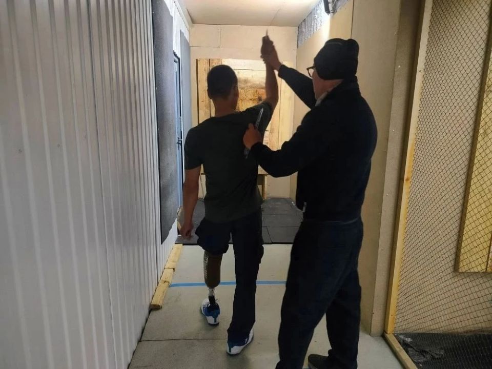 Ветераны СВО из Тувы готовятся к «Кубку Защитников Отечества» в Красноярске Ветераны СВО из Тувы готовятся к «Кубку Защитников Отечества» в Красноярске