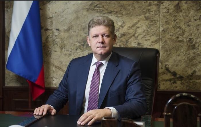 Дус-Дагда Чогаалчылар сесерлиинде Эдуард Донгакты хрек тураскаалын тургускан Дус-Дагда Чогаалчылар сесерлиинде Эдуард Донгакты хрек тураскаалын тургускан