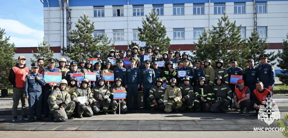 В Туве определили лучшее звено газодымозащитной службы - 2026 В Туве определили лучшее звено газодымозащитной службы - 2026