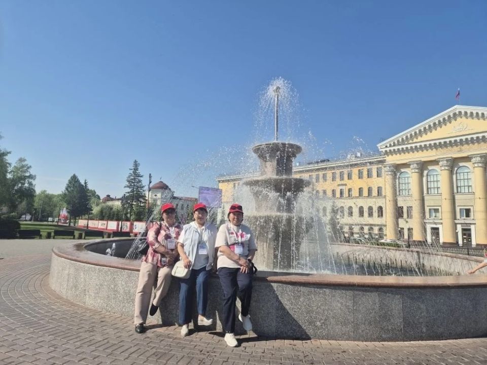 Ветераны СВО и их семьи из Тувы отправились в путешествие по Сибири в рамках проекта «Своих не бросаем!» Ветераны СВО и их семьи из Тувы отправились в путешествие по Сибири в рамках проекта «Своих не бросаем!»