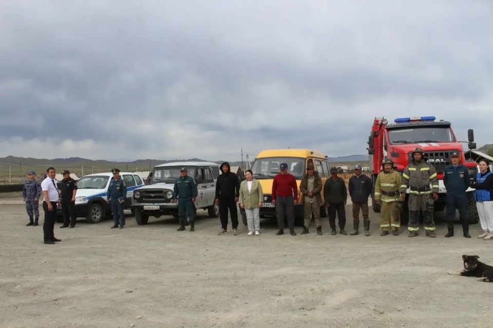 В Чадане прошли командно-штабные учения по ликвидации крупного розлива нефтепродуктов