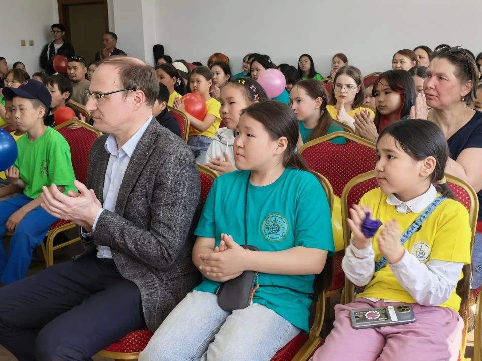 Торжественно открылись двери уникальной площадки творчества - школы «Лето в Центре Азии» Торжественно открылись двери уникальной площадки творчества - школы «Лето в Центре Азии»