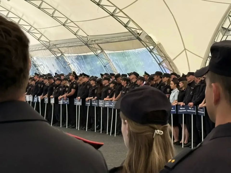 Полицейские из Тывы показали достойный результат на чемпионате МВД России по стрельбе в Суздале Полицейские из Тывы показали достойный результат на чемпионате МВД России по стрельбе в Суздале