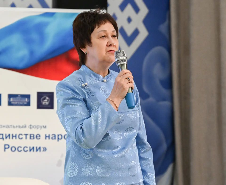 Сегодня, 9 июня, в столице Тувы городе Кызыле стартовал II межрегиональный форум «В единстве народов - сила России» Сегодня, 9 июня, в столице Тувы городе Кызыле стартовал II межрегиональный форум «В единстве народов - сила России»