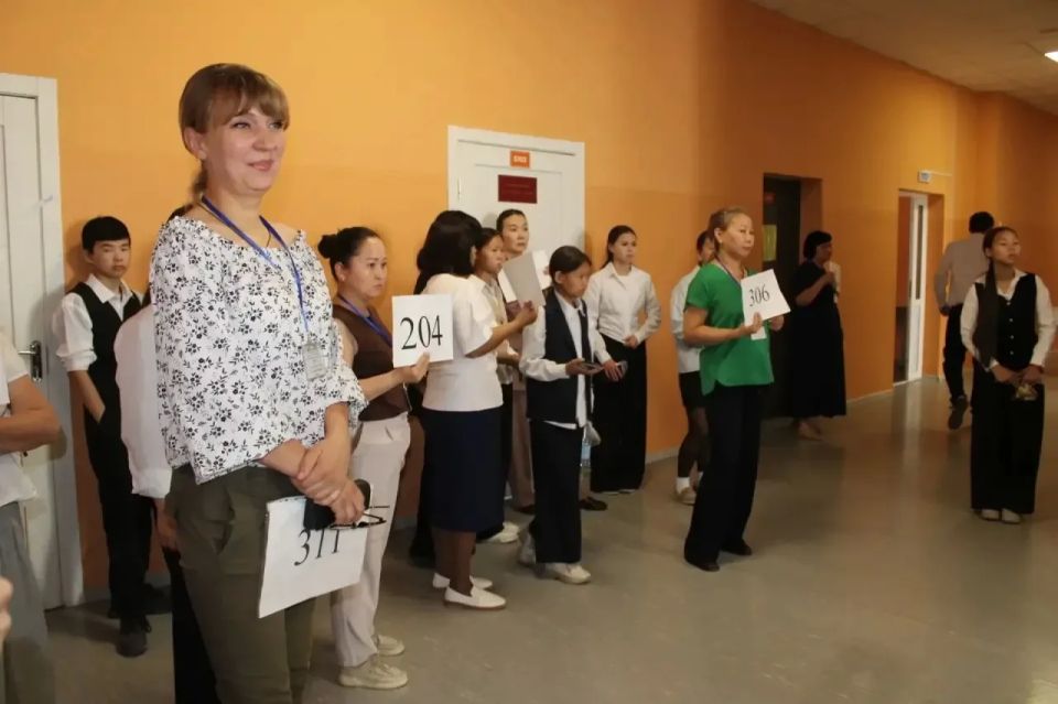 Более 7 тысяч девятиклассников сдали ОГЭ по русскому Более 7 тысяч девятиклассников сдали ОГЭ по русскому