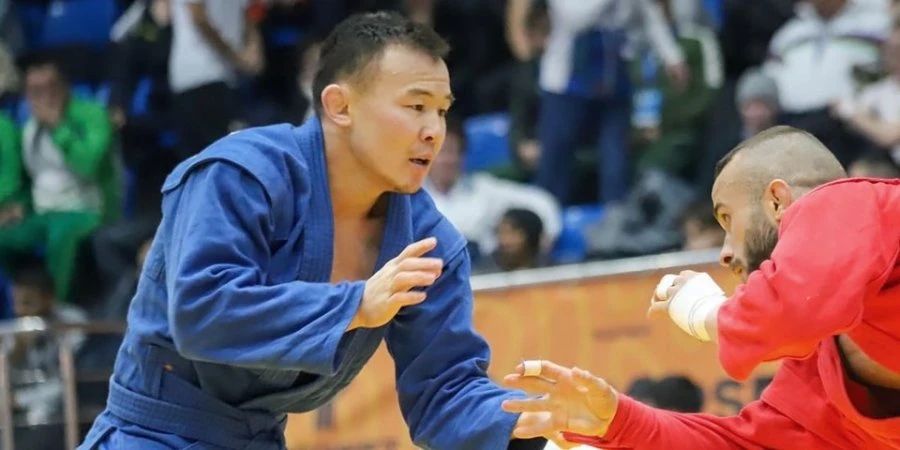 Трехкратный чемпион мира по самбо Саян Хертек пополнил ряды полиции Тувы Трехкратный чемпион мира по самбо Саян Хертек пополнил ряды полиции Тувы