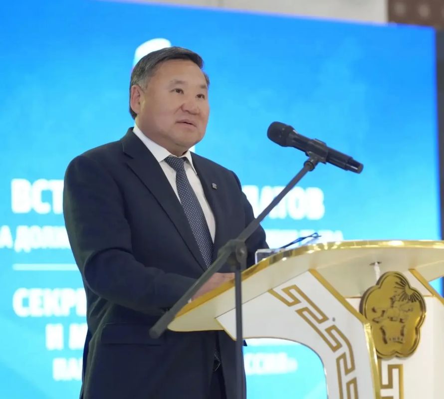 Владислав Ховалыг: Принял участие в ключевом этапе процедуры отбора кандидатов от Партии «Единая Россия» на должность Главы Республики Тыва Владислав Ховалыг: Принял участие в ключевом этапе процедуры отбора кандидатов от Партии «Единая Россия» на должность Главы Республики Тыва