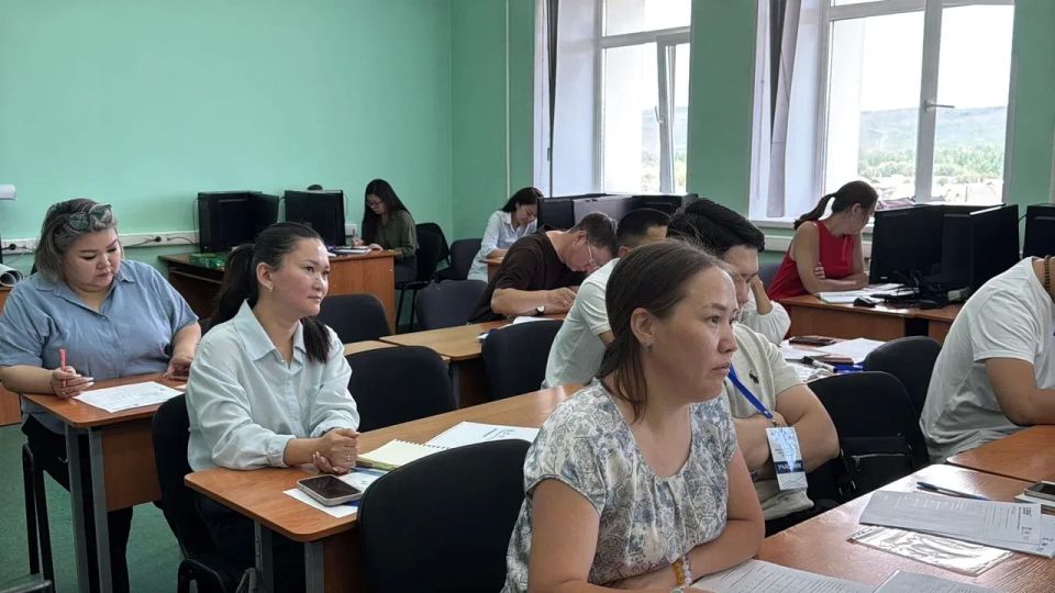 Владислав Ховалыг: В Туве стартовал федеральный образовательный проект «СВОй бизнес» - проходит бесплатный пятидневный интенсив для ветеранов СВО и членов их семей Владислав Ховалыг: В Туве стартовал федеральный образовательный проект «СВОй бизнес» - проходит бесплатный пятидневный интенсив для ветеранов СВО и членов их семей