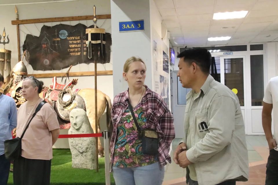 Тувинский театр кукол готовит премьеру: «Маленький принц» по мотивам сказки Антуана де СентЭкзюпери Тувинский театр кукол готовит премьеру: «Маленький принц» по мотивам сказки Антуана де СентЭкзюпери