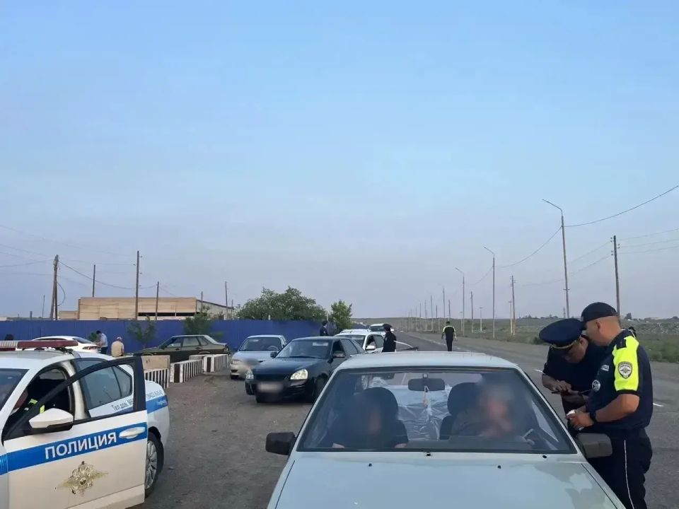 Сотрудники Госавтоинспекции совместно с судебными приставами провели рейдовое мероприятие «Правопорядок» Сотрудники Госавтоинспекции совместно с судебными приставами провели рейдовое мероприятие «Правопорядок»