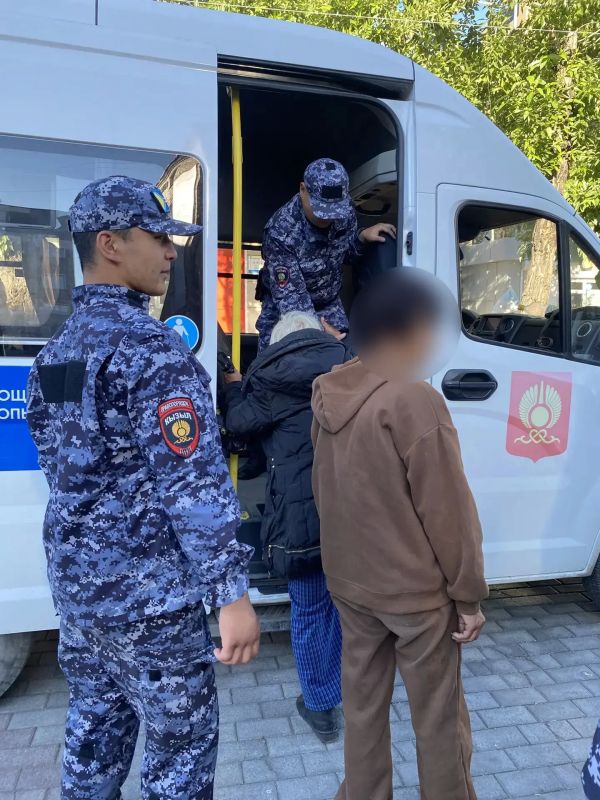 В Туве с начала года дружинники приняли участие в охране общественного порядка более 2 тысяч раз В Туве с начала года дружинники приняли участие в охране общественного порядка более 2 тысяч раз