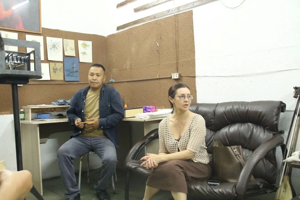 В Тувинском театре кукол прошел художественный совет, на котором утвердили концепцию декораций, эскизы и макет к новому спектаклю "Русалочка" В Тувинском театре кукол прошел художественный совет, на котором утвердили концепцию декораций, эскизы и макет к новому спектаклю "Русалочка"