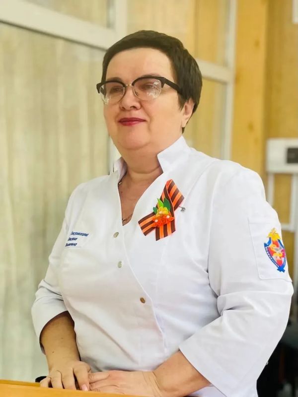 Поздравление Министра внутренних дел по Республике Тыва генерал-майора полиции Юрия Васильевича Завьялова с Днём России с Днём медицинского работника Поздравление Министра внутренних дел по Республике Тыва генерал-майора полиции Юрия Васильевича Завьялова с Днём России с Днём медицинского работника