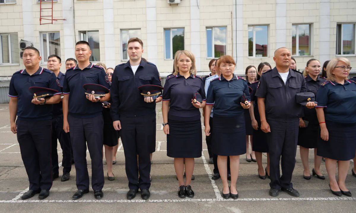 Полиция Тувы присоединилась в Общероссийской минуте молчания Полиция Тувы присоединилась в Общероссийской минуте молчания