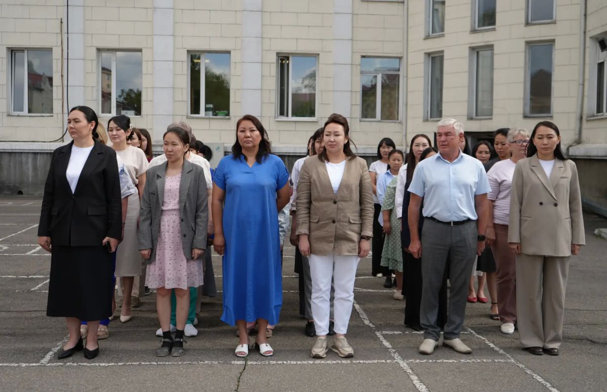 Полиция Тувы присоединилась в Общероссийской минуте молчания Полиция Тувы присоединилась в Общероссийской минуте молчания