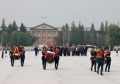 Анатолий Серышев почтил память погибших в Великой Отечественной войне