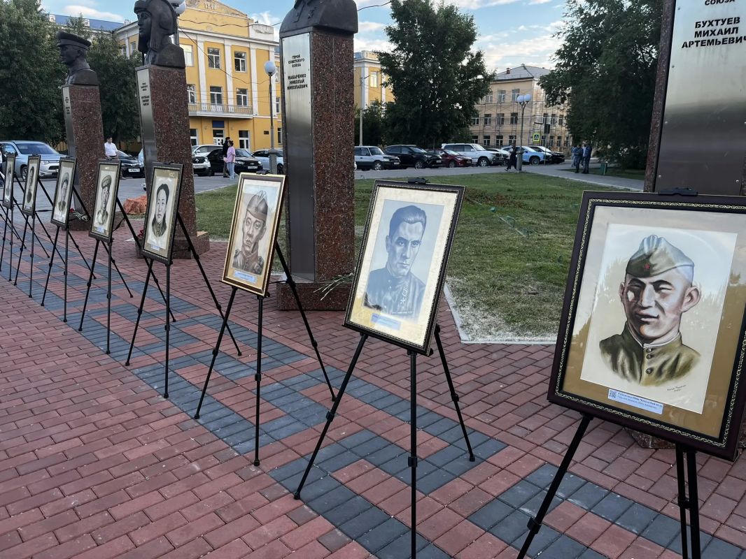 Молодёжный совет УФССП по Республике Тыва принял участие во Всероссийской акции «Свеча памяти» Молодёжный совет УФССП по Республике Тыва принял участие во Всероссийской акции «Свеча памяти»