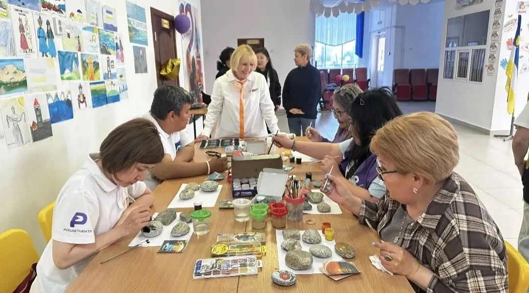 В Бурятии прошла IV межрегиональная творческая лаборатория «ТуБуС» В Бурятии прошла IV межрегиональная творческая лаборатория «ТуБуС»