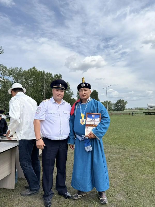 В честь 90-летия в Госавтоинспекции состоялся турнир по национальной борьбе «Хуреш» В честь 90-летия в Госавтоинспекции состоялся турнир по национальной борьбе «Хуреш»