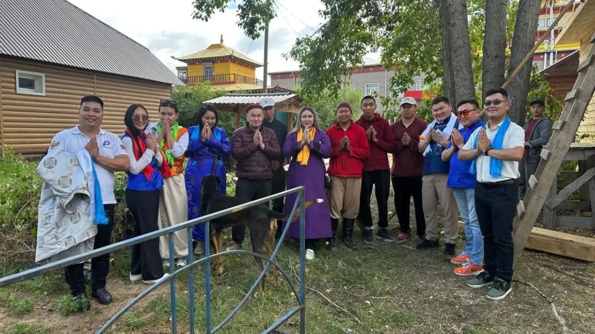 В Бурятии прошла IV межрегиональная творческая лаборатория «ТуБуС» В Бурятии прошла IV межрегиональная творческая лаборатория «ТуБуС»