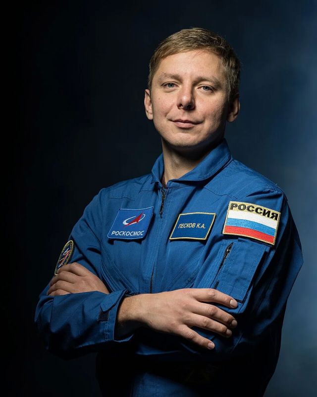 Владислав Ховалыг: Президент Владимир Владимирович Путин присвоил звание Героя России нашему земляку, космонавту Кириллу Пескову Владислав Ховалыг: Президент Владимир Владимирович Путин присвоил звание Героя России нашему земляку, космонавту Кириллу Пескову