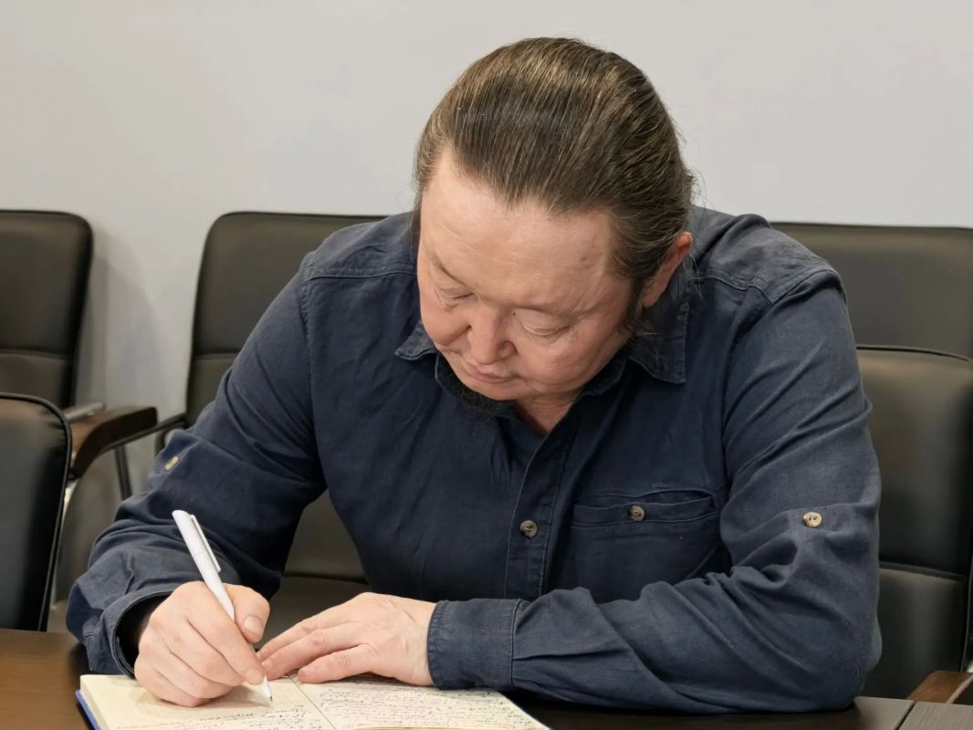 Руководство Минкультуры Тувы и ГТРК "Тыва" перевели договорённости в реальные действия Руководство Минкультуры Тувы и ГТРК "Тыва" перевели договорённости в реальные действия