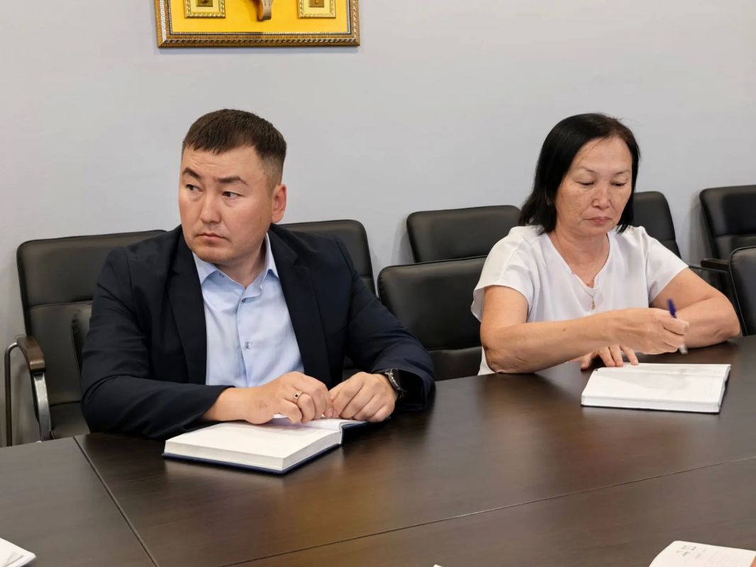 Руководство Минкультуры Тувы и ГТРК "Тыва" перевели договорённости в реальные действия Руководство Минкультуры Тувы и ГТРК "Тыва" перевели договорённости в реальные действия