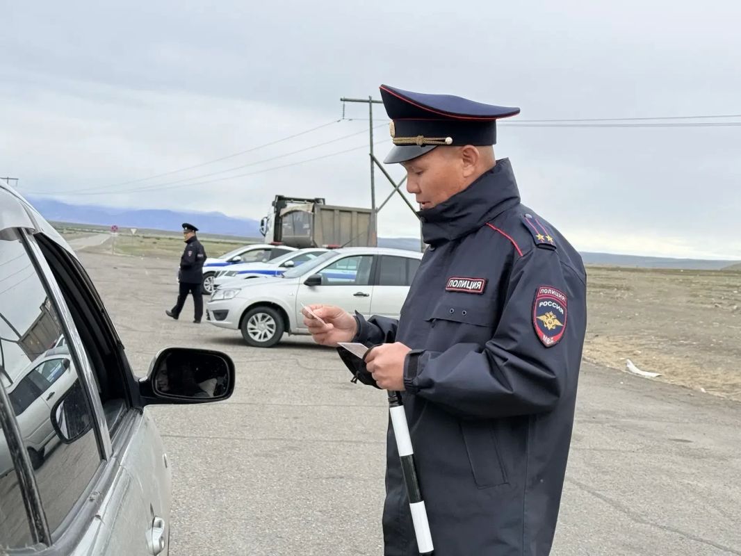 Внимание!. Управление Госавтоинспекции МВД по Республике Тыва доводит до сведения автовладельцев и грузоперевозчиков, что в связи проведением конных скачек в рамках проведения празднования “Наадым-2026” на автомобильной...