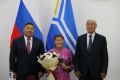 В Туве 19 передовикам животноводства и чемпионам Наадыма вручили государственные награды