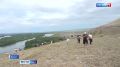 За самоотверженность. В июле этого года вся республика следила за ходом поисков двух пропавших в Кызыле школьниц – Амины и Айланы