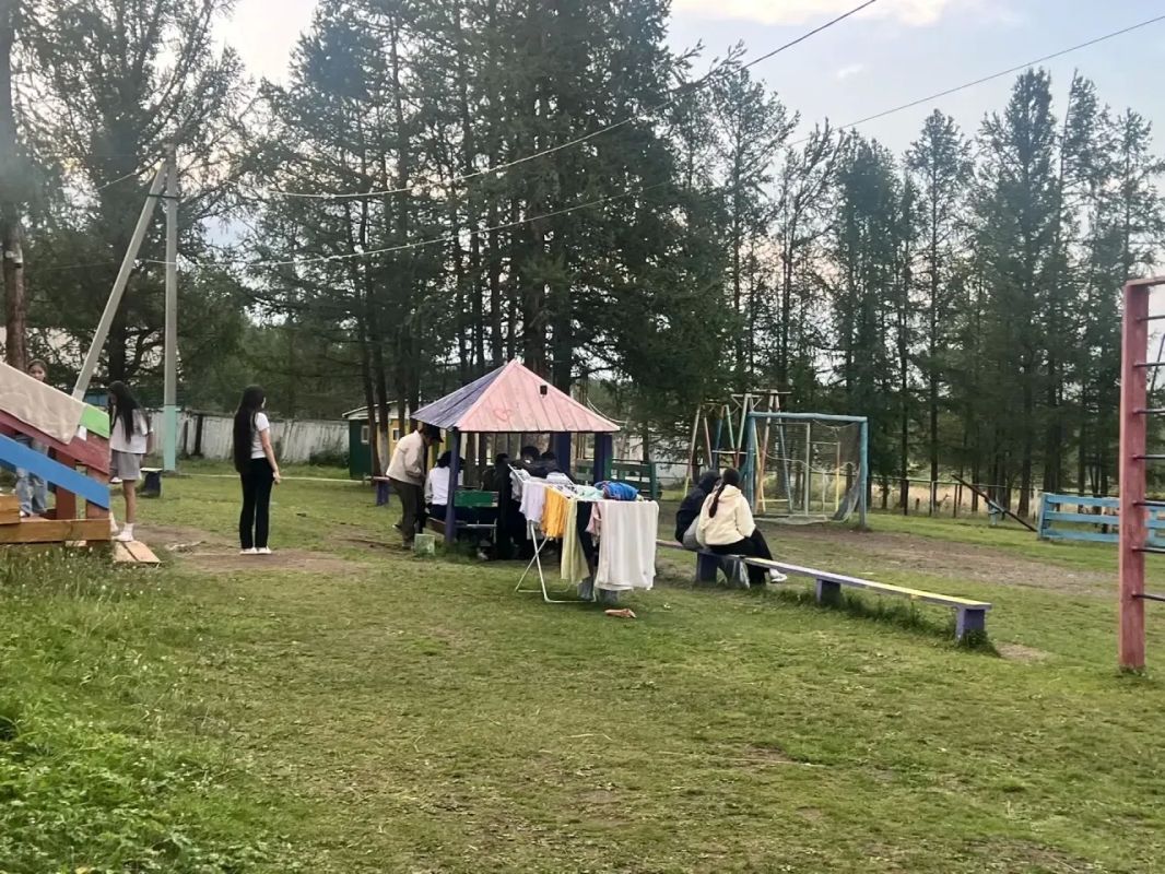 Проверка детских лагерей в Туве: «Чагытай», «Металлург», «Орленок» и «Байлак» Проверка детских лагерей в Туве: «Чагытай», «Металлург», «Орленок» и «Байлак»