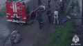 В ТУВЕ ПОЖАРНЫЕ СПАСЛИ ИЗ ГОРЯЩЕЙ КВАРТИРЫ ЧЕТВЕРЫХ ДЕТЕЙ И ДВУХ ВЗРОСЛЫХ