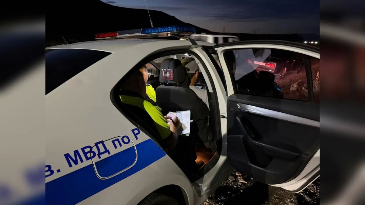 Госавтоинспекция Тувы провела оперативно- профилактическое мероприятие «Сплошные проверки» Госавтоинспекция Тувы провела оперативно- профилактическое мероприятие «Сплошные проверки»