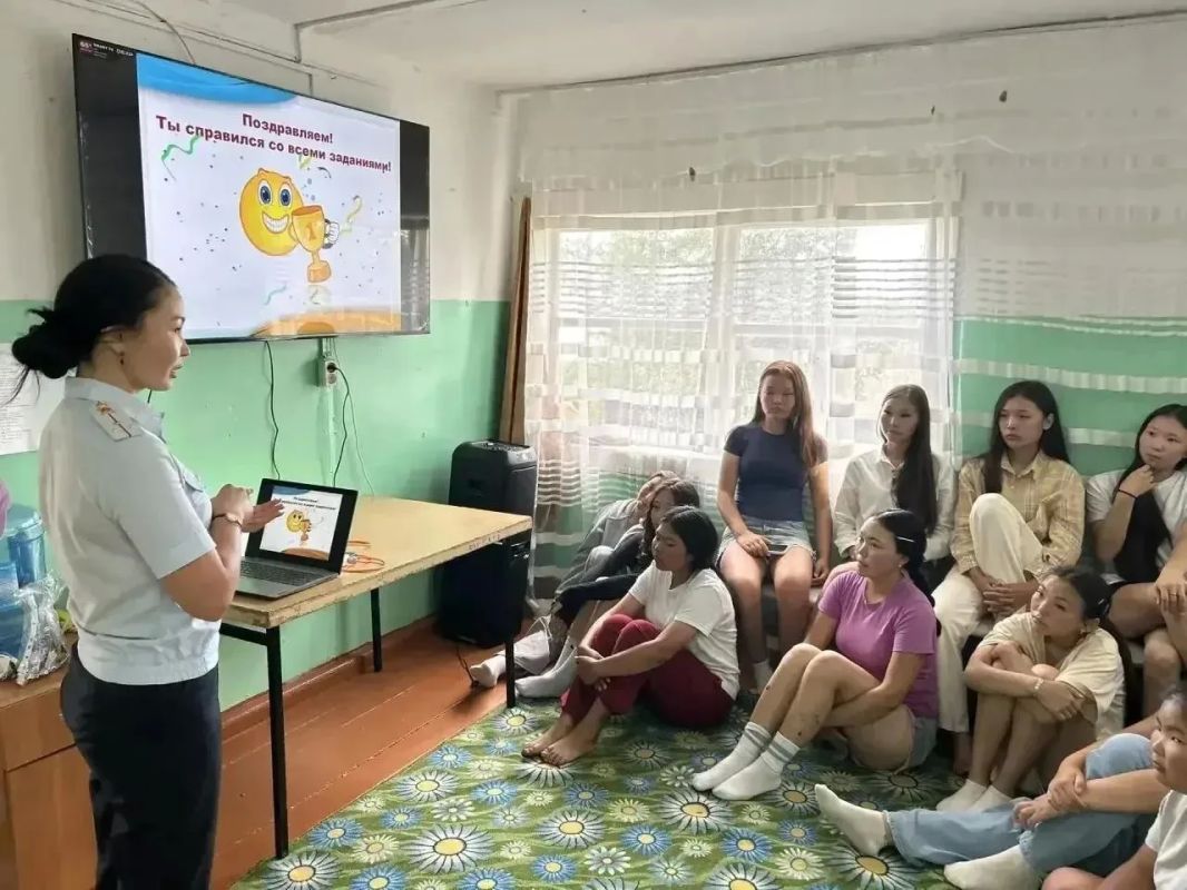 Безопасное лето: профилактическая встреча с детьми в лагере «Металлург» Безопасное лето: профилактическая встреча с детьми в лагере «Металлург»