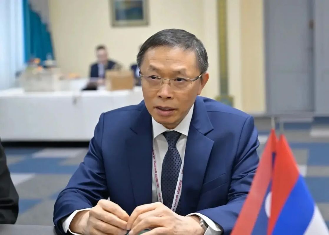 Владислав Ховалыг: Делегации из многих стран мира принимают участие в IV Международном буддийском форуме Владислав Ховалыг: Делегации из многих стран мира принимают участие в IV Международном буддийском форуме