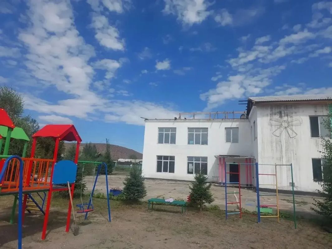 В Туве продолжаются программы модернизации объектов образования В Туве продолжаются программы модернизации объектов образования