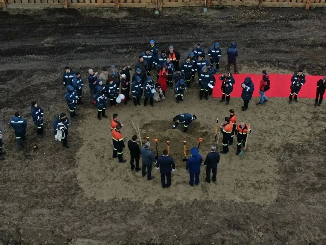 В Туве продолжаются программы модернизации объектов образования В Туве продолжаются программы модернизации объектов образования