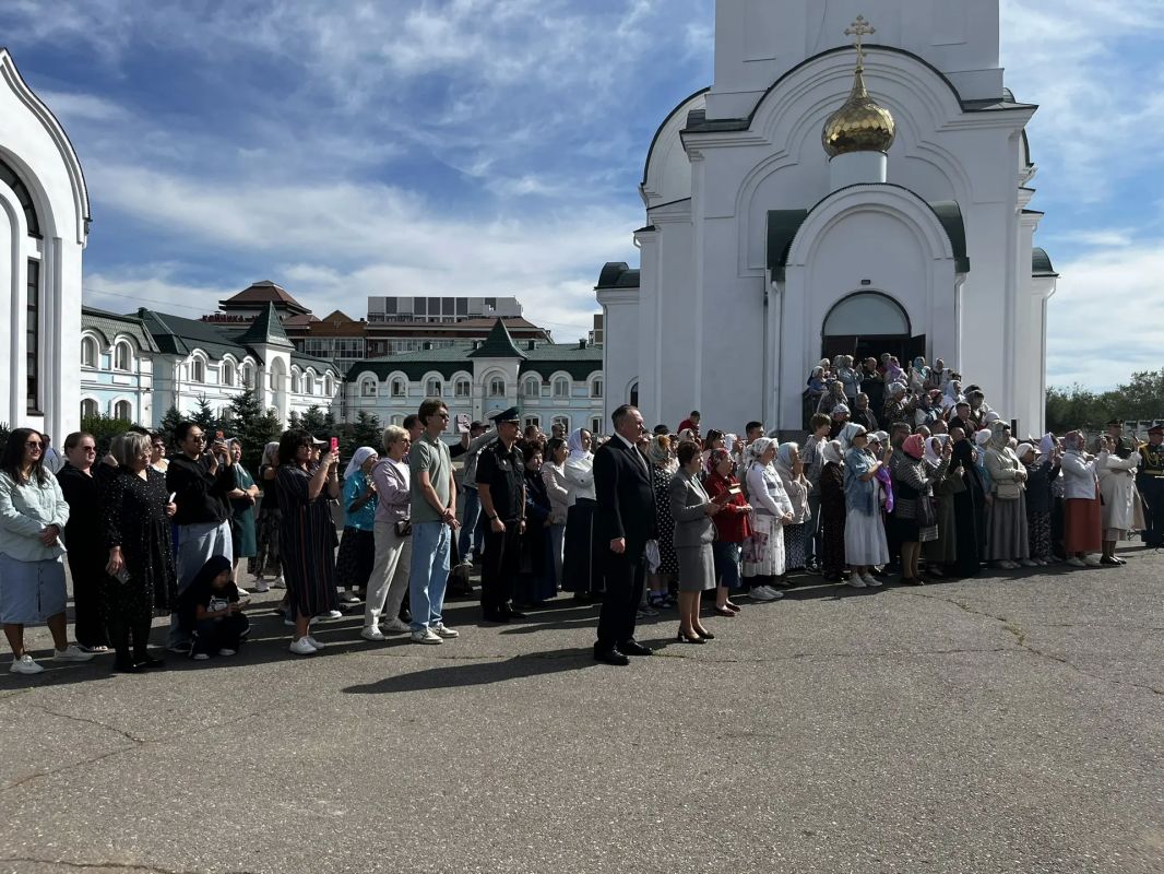 В Кызыле состоялось открытие памятника императору Николаю II В Кызыле состоялось открытие памятника императору Николаю II