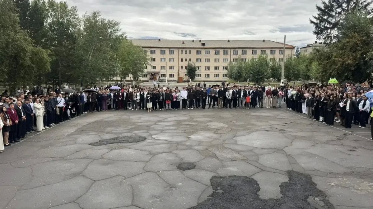День знаний в техникумах Тувы День знаний в техникумах Тувы