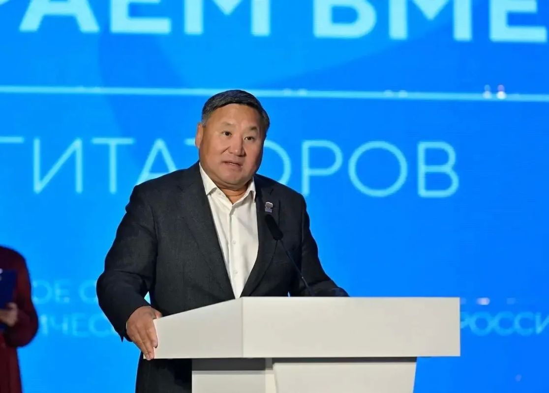 Владислав Ховалыг: Принял участие в форуме агитаторов «Единой России» Владислав Ховалыг: Принял участие в форуме агитаторов «Единой России»