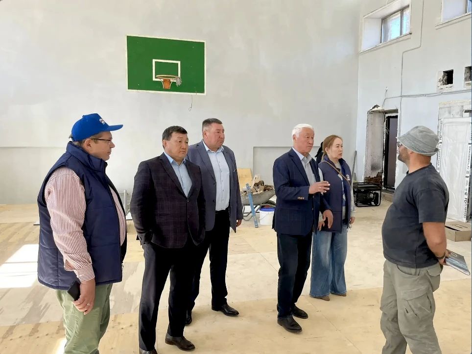 Председатель Верховного Хурала Кан-оол Даваа 10 сентября посетил Пий-Хемский кожуун Председатель Верховного Хурала Кан-оол Даваа 10 сентября посетил Пий-Хемский кожуун
